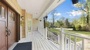 Ferienhaus, Mehrere Betten (Harts Cove Hideaway by Westhampton Vi) | Balkon