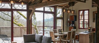 Gîte de L'hôtel-dieu, Mon Château en Bois en Bourgogne Avec SPA