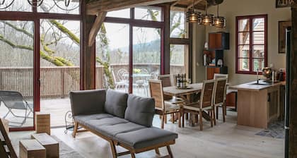 Gîte de L'hôtel-dieu, Mon Château en Bois en Bourgogne Avec SPA