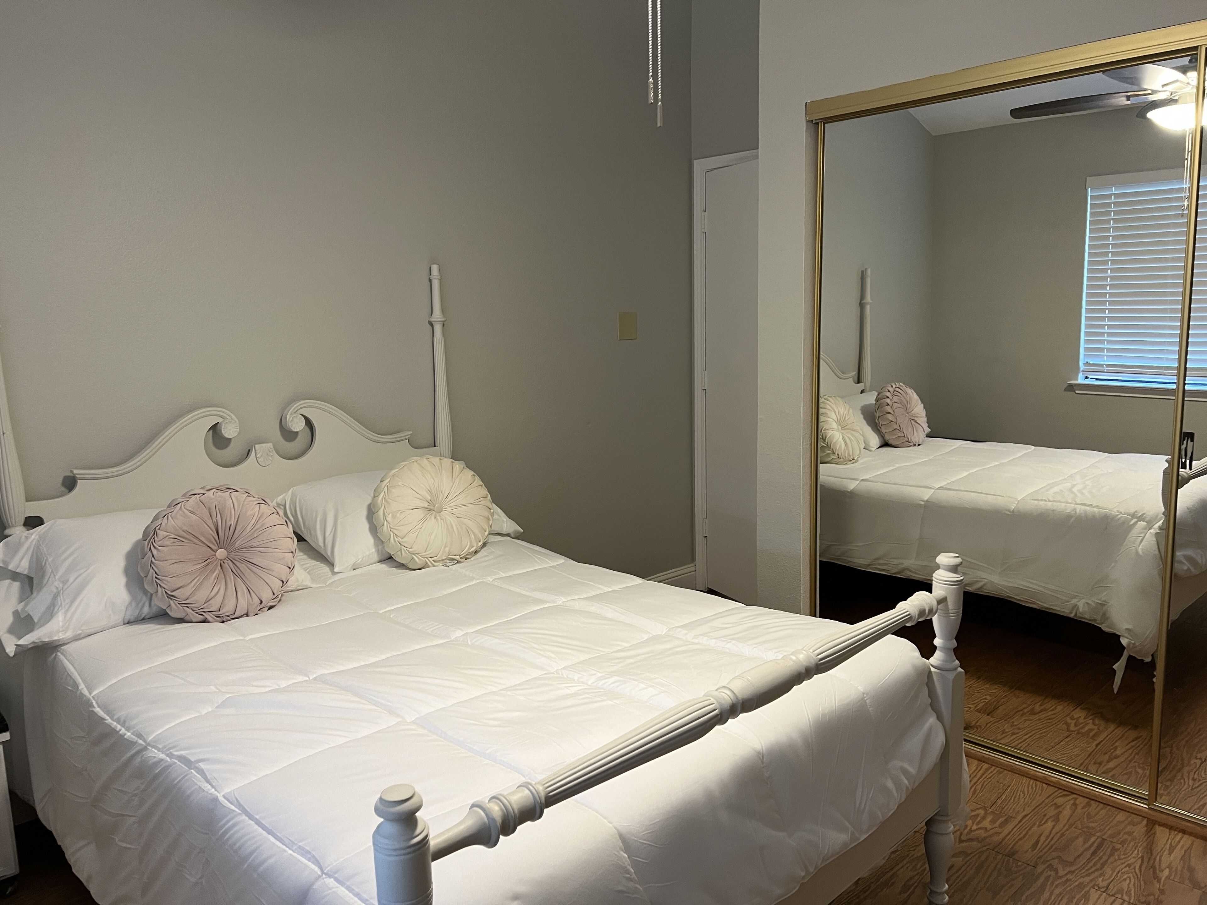 2 quartos, Wi-Fi de cortesia, roupa de cama