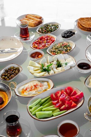 Free daily English breakfast - Arsuz Bungalov (Arsuz)