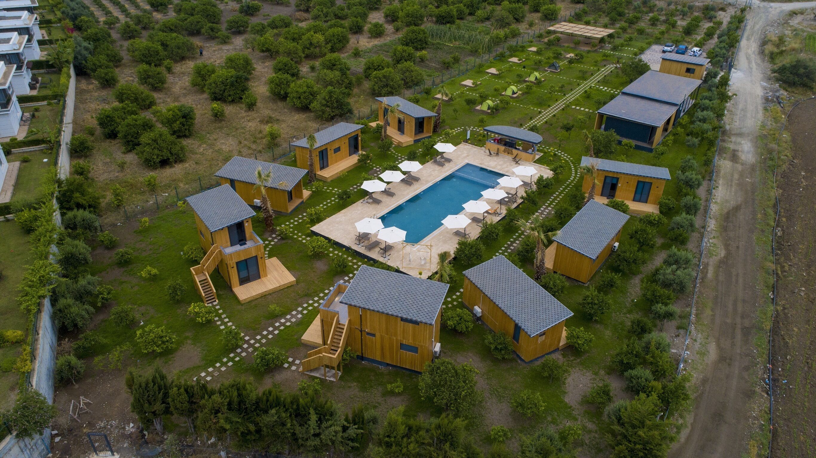 Telt – panorama | Safe på rommet, blendingsgardiner, wi-fi (inkludert) og sengetøy