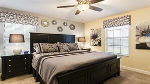 8 多间卧室、熨斗/熨衣板、WiFi、床单