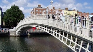 Unclassified image, 5 of 11, button - Stunning 2 Bedroom Apartment in Central Dublin (Dublin)