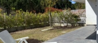 Villa piano terra con giardino 400 m dal mare