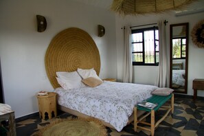 7 chambres, fer et planche à repasser, lit parapluie, Wi-Fi gratuit