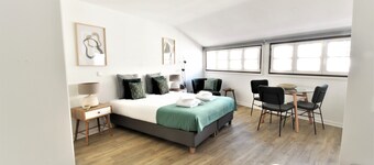 SOPHIA STUDIOS