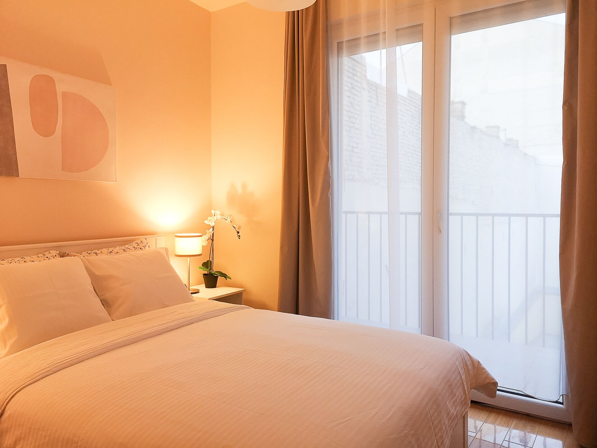 2 dormitoris, escriptori, planxa i posts de planxar i wifi gratuïta 