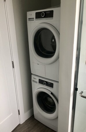 Interior - Brand new suite in fantastic location! (Victoria)