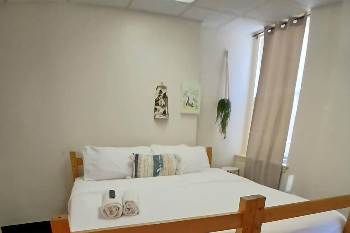 Memory foam beds, desk, laptop workspace, WiFi (free)