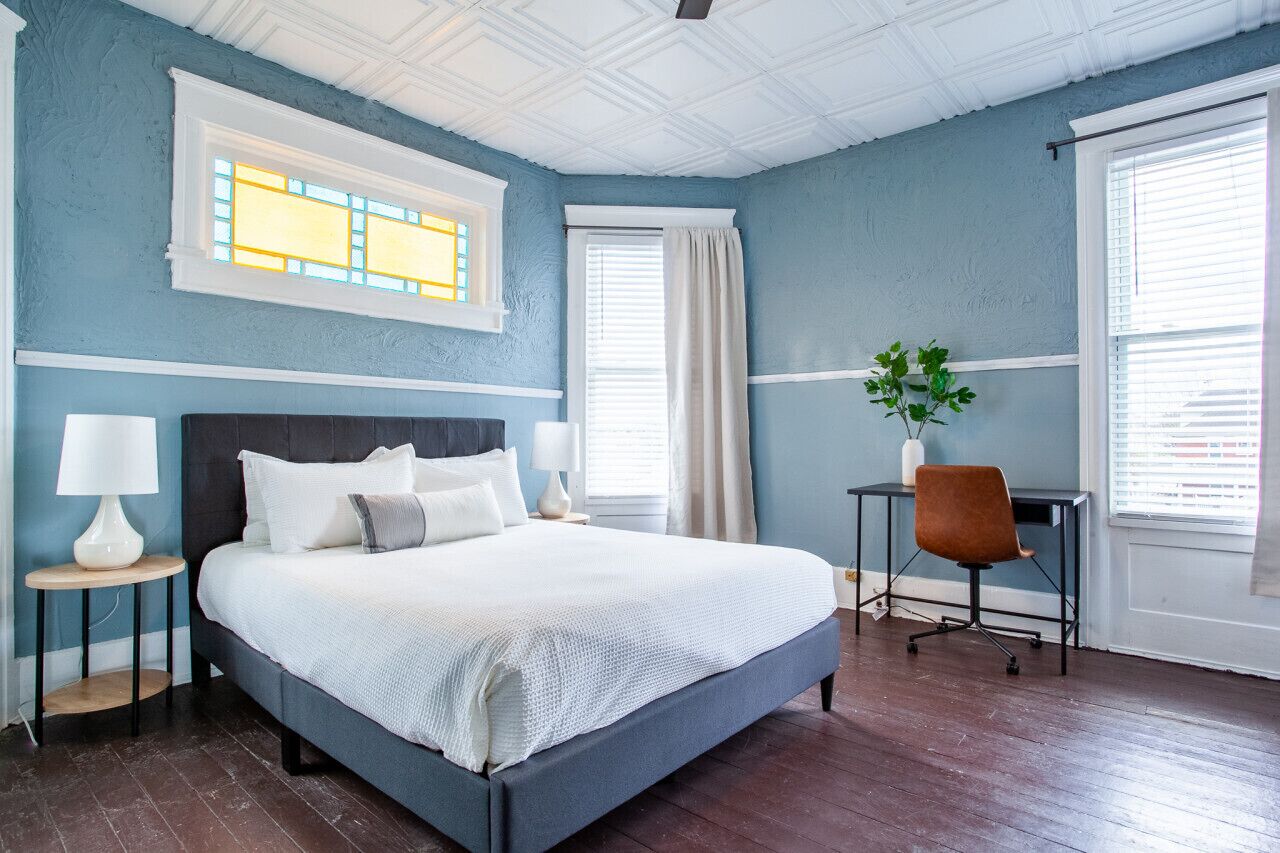 1 chambre, bureau, fer et planche à repasser, Wi-Fi gratuit