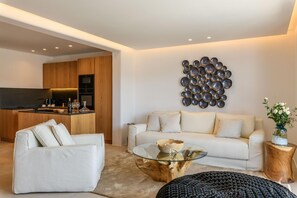 Villa | Soggiorno | TV