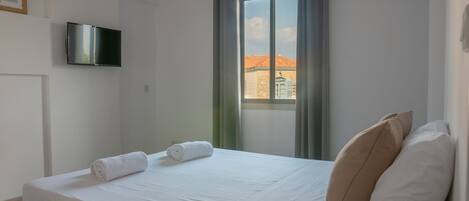 2 chambres, Wi-Fi gratuit, draps fournis