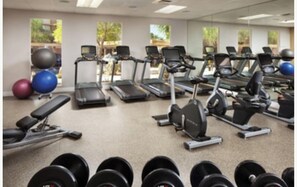 Fitness facility - 4/23-4/25 Coachella Studio Marriott Shadow Ridge Enclaves (Palm Desert)