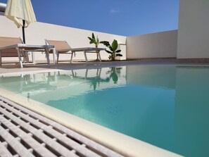 Outdoor pool - Zagara Apartment in Villa in Marzamemi with Salt Pool and Jacuzzi (Marzamemi)