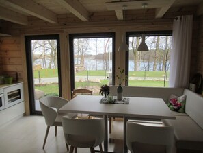 Dining - Haus Seeblick, directly on the shore of the Gr. Lake Zechlin (Rheinsberg)