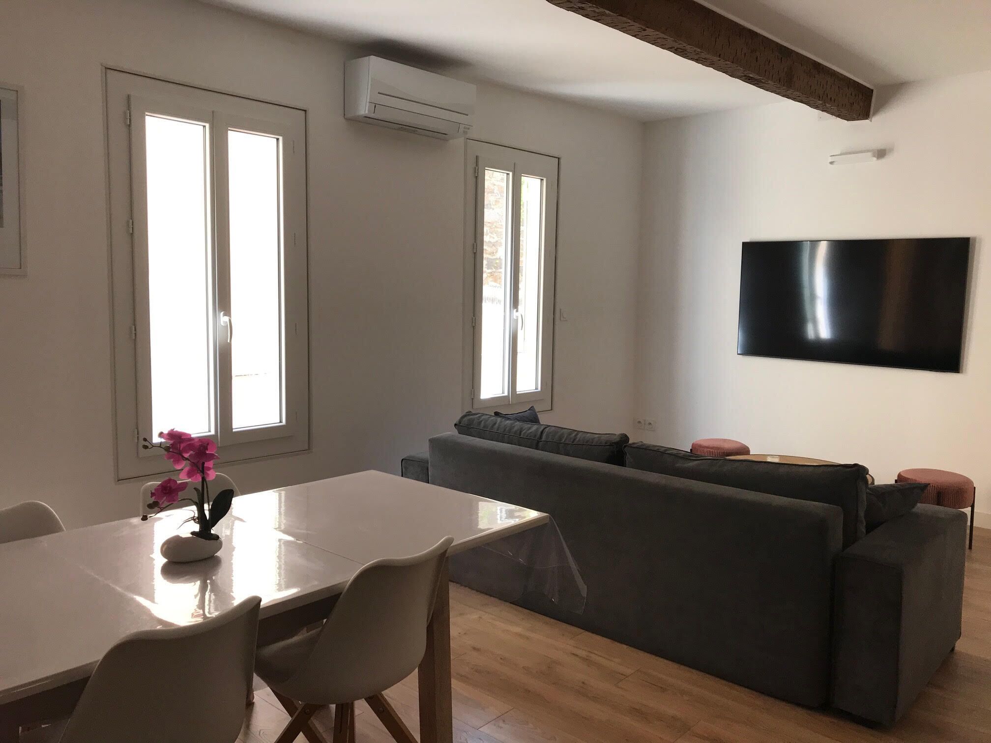 Air-conditioned Apartment In The Center Of Collioure 63 M² With Terrace - 3 Minutes From The Beaches - Collioure