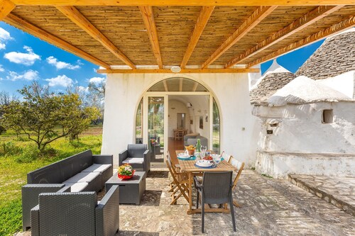 Trullo Palma by Perle di Puglia