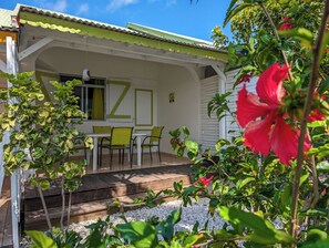 تفاصيل الفندق من الخارج