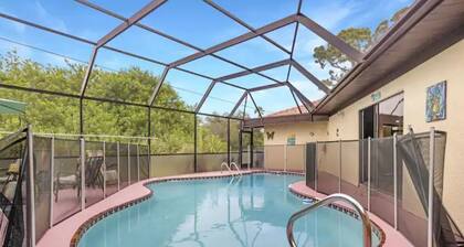 Exquisite 1- Bedroom Private Villa with Pool View