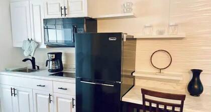 Exquisite 1- Bedroom Private Villa with Pool View