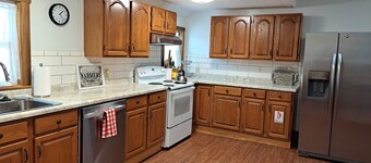 Close to Indiana Beach...  Pet friendly!  