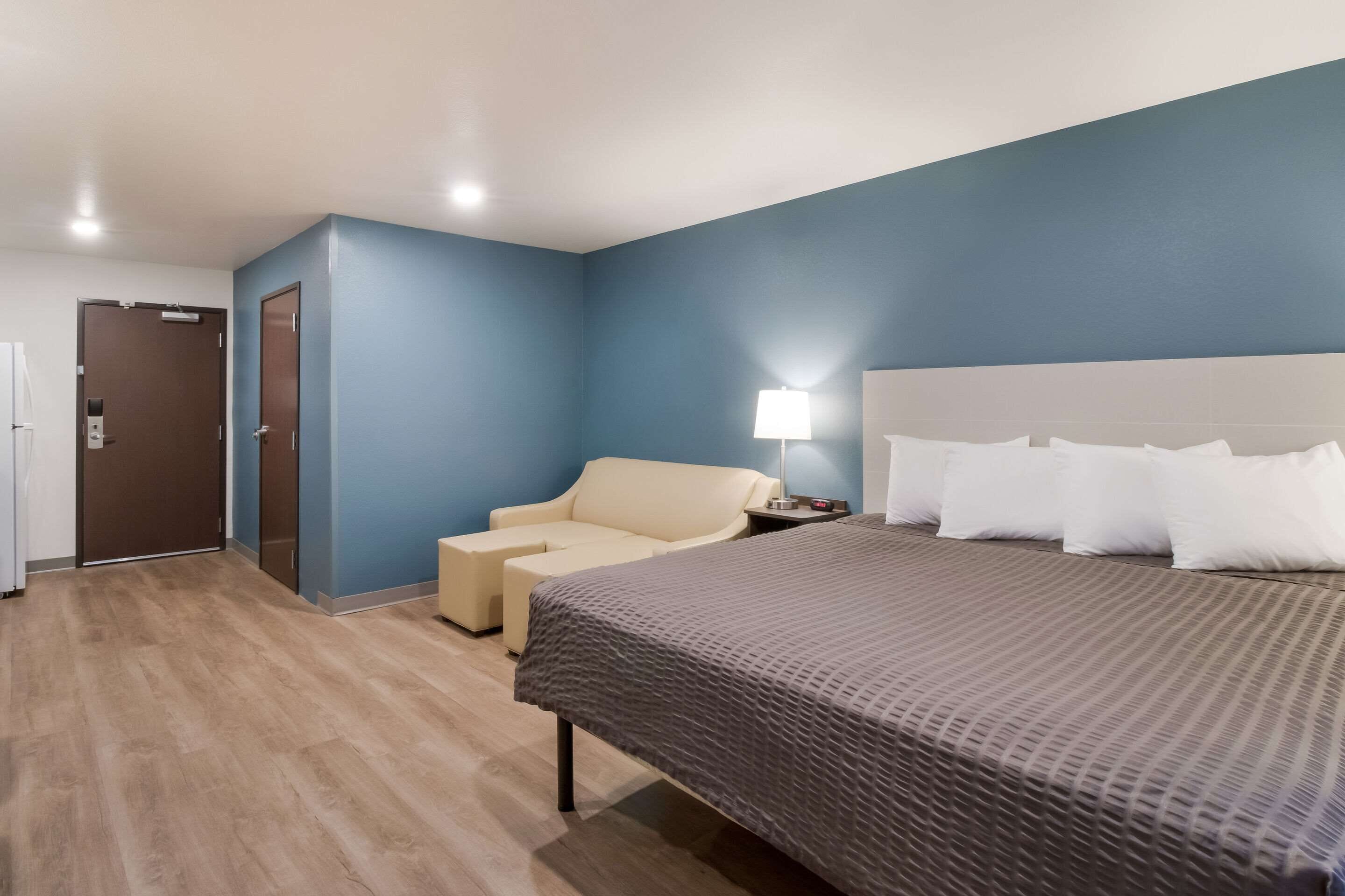 individually furnished, desk, laptop workspace, free wifi