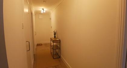 Stylish 2 Double Bed apartment in central Dublin