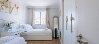 Stylish + Stunning flat in central Dublin!