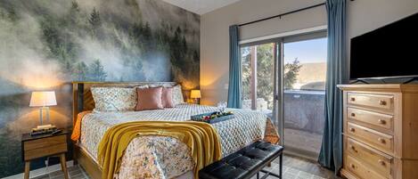 5 Schlafzimmer, Schreibtisch, BĂŒgeleisen/BĂŒgelbrett, Reisekinderbett