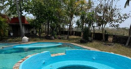 Quiet Former Mexican Hacienda to vacation and relax