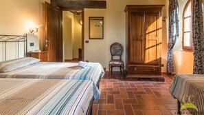 2 bedrooms, WiFi, bed sheets - Appartamento in casale con piscina in Maremma (Bivio di Ravi)