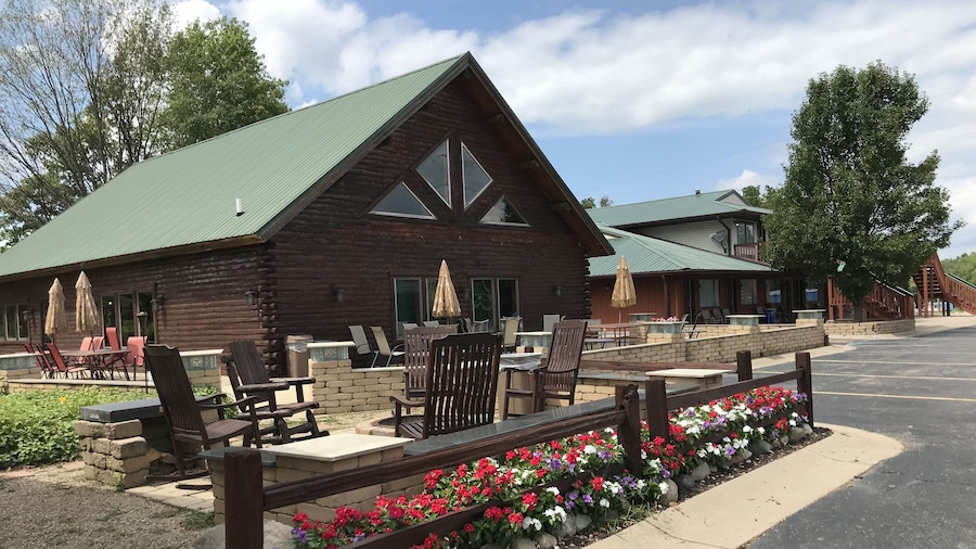 The Inn At Gull Lake