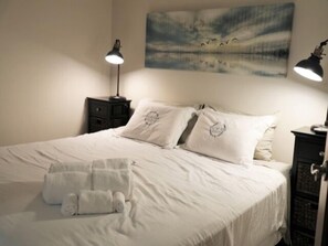 1 camera, Wi-Fi, lenzuola