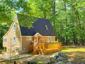 Exterior - Adorable Long Island Cottage (Moultonborough)