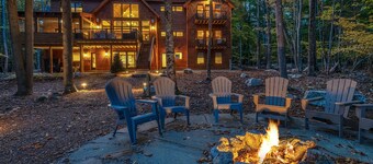 Ultimate luxury experience on Winnipesaukee Sleeps 18 Huge Beach