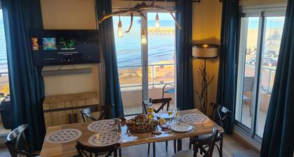 Exceptional panoramic view of Pointe du Hoc and Grandcamp harbour