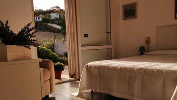 2 camere, ferro/asse da stiro, Wi-Fi gratuito, lenzuola