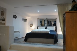 2 chambres, fer et planche Ă repasser, Wi-Fi gratuit, draps fournis
