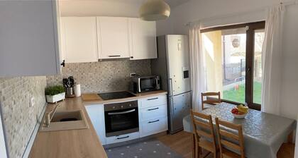 Cozy and clean apartment, located in Villa Lidia