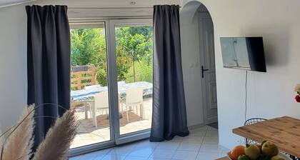 L'Abri CÎtier, appartement climatisé à Caux trÚs bien situé