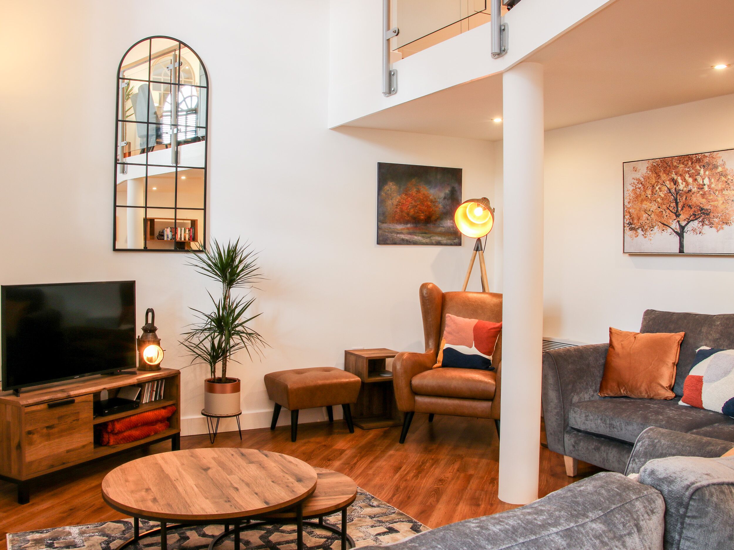 Cottage | Living room | TV