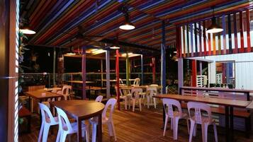 Teres atas bumbung
