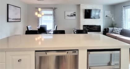 â
â
Entire â
House â
3 BR â
5 guests