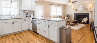 Comfy and Spacious Hamilton Hills Home with Game Room