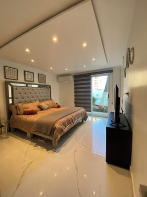 2 habitaciones, tabla de planchar con plancha y wifi gratis 