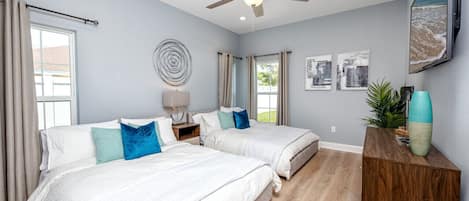 3 bedrooms, desk, iron/ironing board, free WiFi