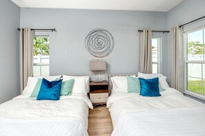 3 chambres, bureau, fer et planche à repasser, Wi-Fi gratuit