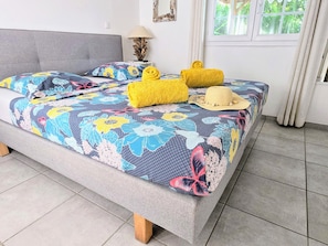 4 chambres, Wi-Fi, literie fournie, accessible en fauteuil roulant