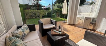 NEW!! Medina del Zoco Apartment, Mijas Costa: 150 m from the beach, with a pool and garden